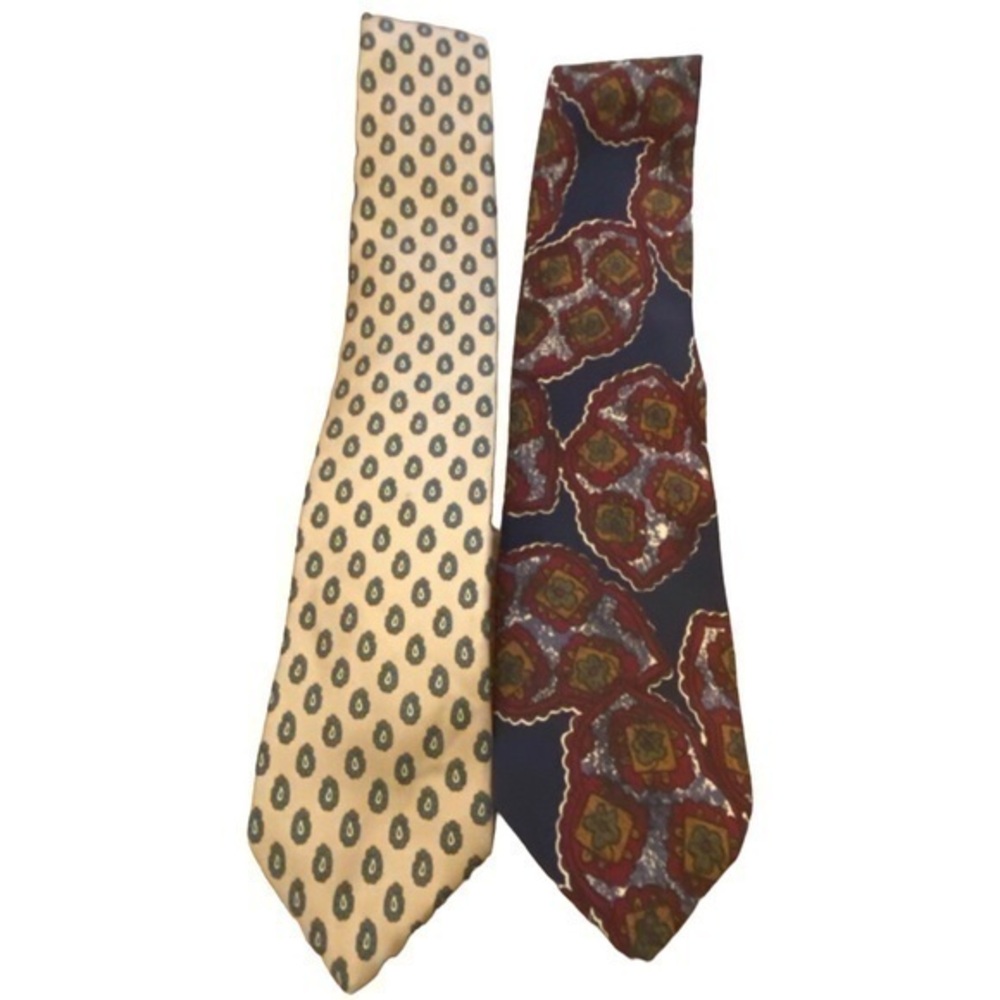 Men’s ties (2 ties)